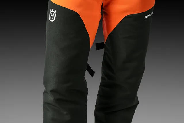 Husqvarna saekaitsega püksisääred Functional