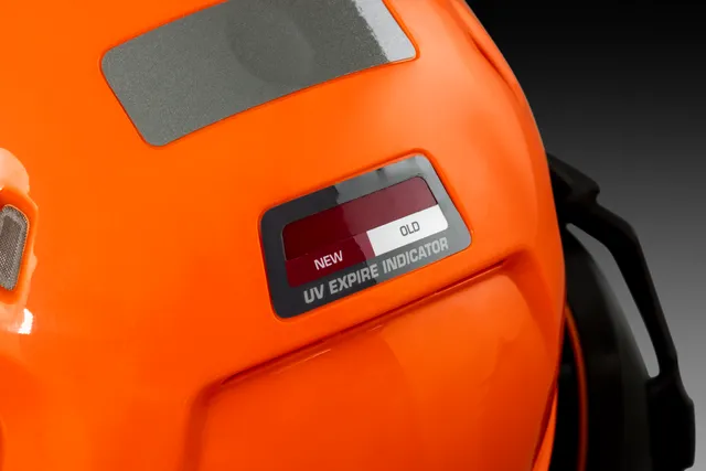 Metsatöökiiver Technical (vali värv)