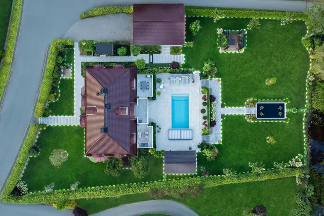 Kodukasutuse robotniiduk Husqvarna Automower® 310E NERA (kaablivaba)