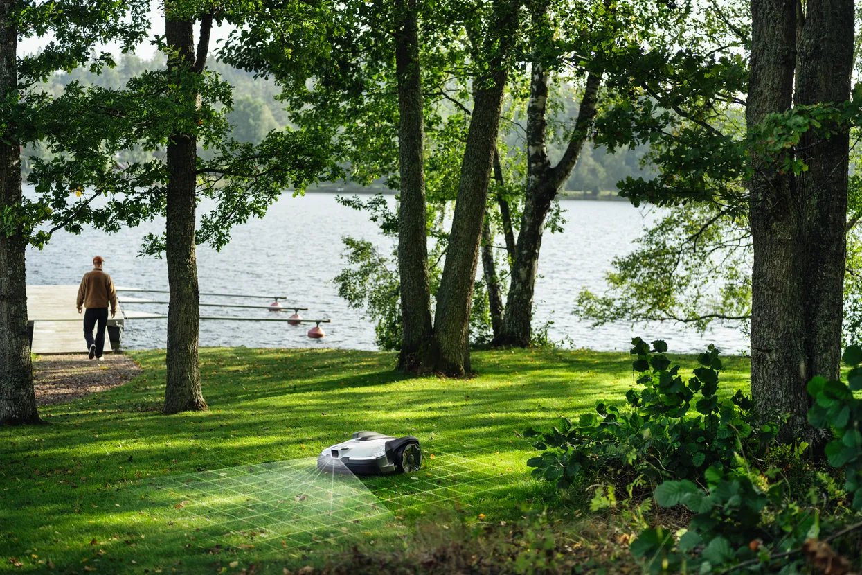 Kodukasutuse robotniiduk Husqvarna Automower® 450V NERA (kaablivaba)